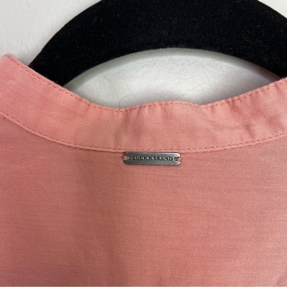 Lucky Brand pink button down blouse size xs - Picture 6 of 7